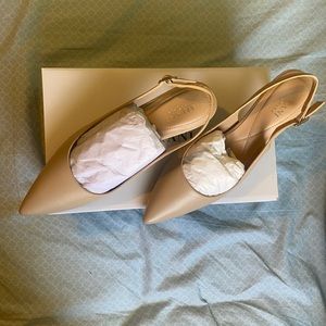 Brand new beige small heel Alfani shoes. Size 8W